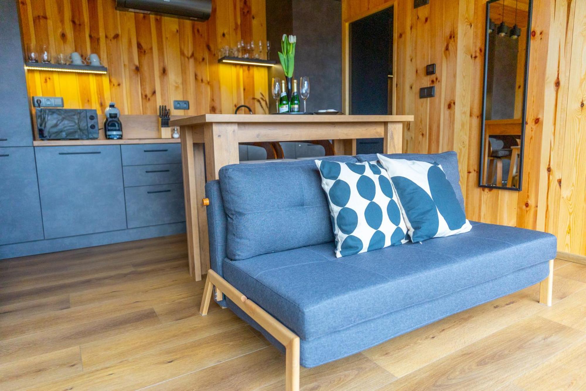 Blackbox House