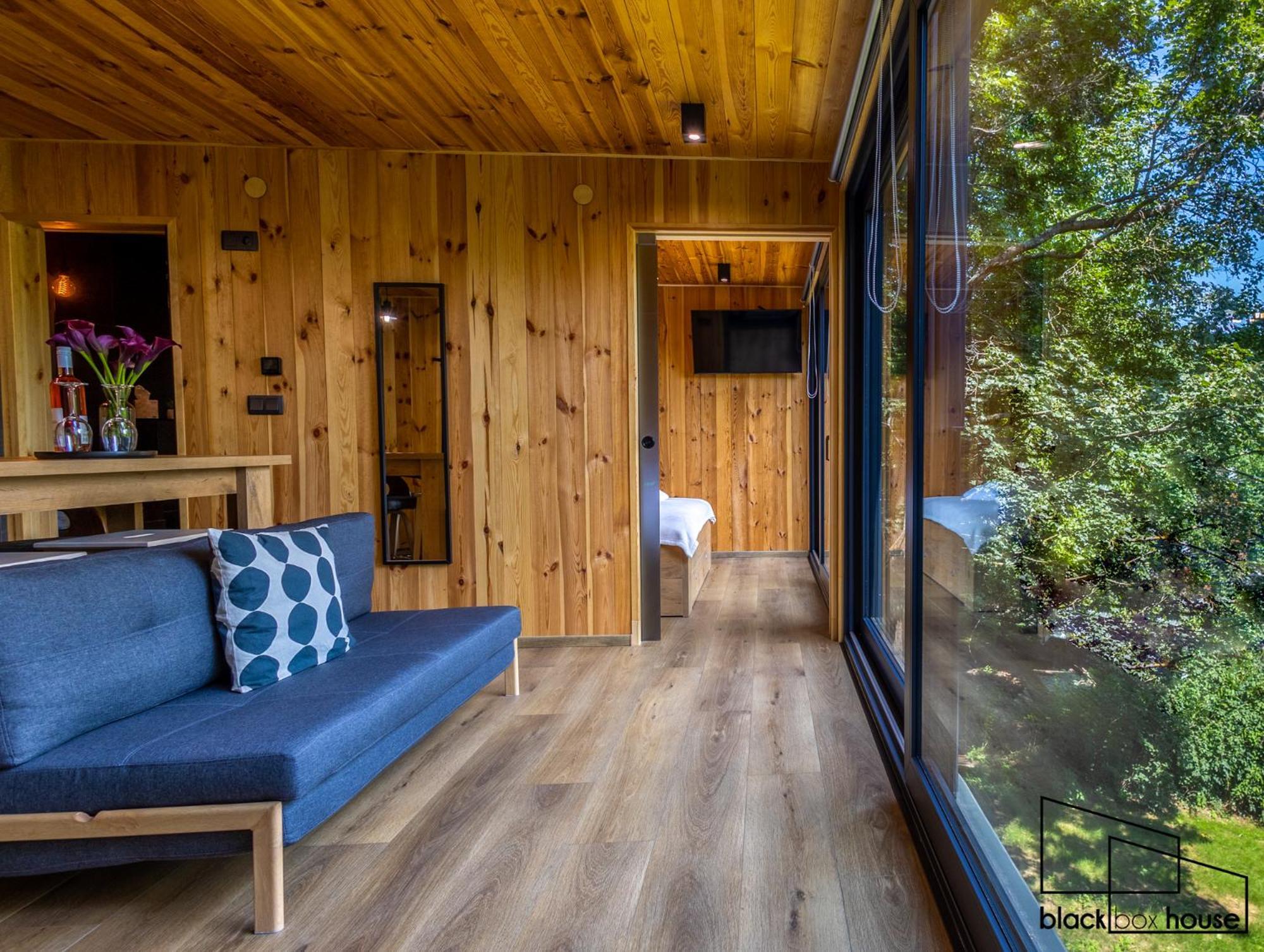 Blackbox House